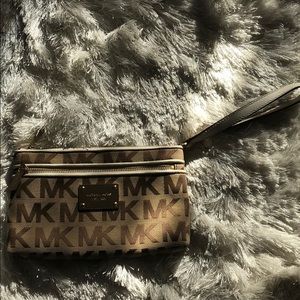 Michael Kors Wristlet